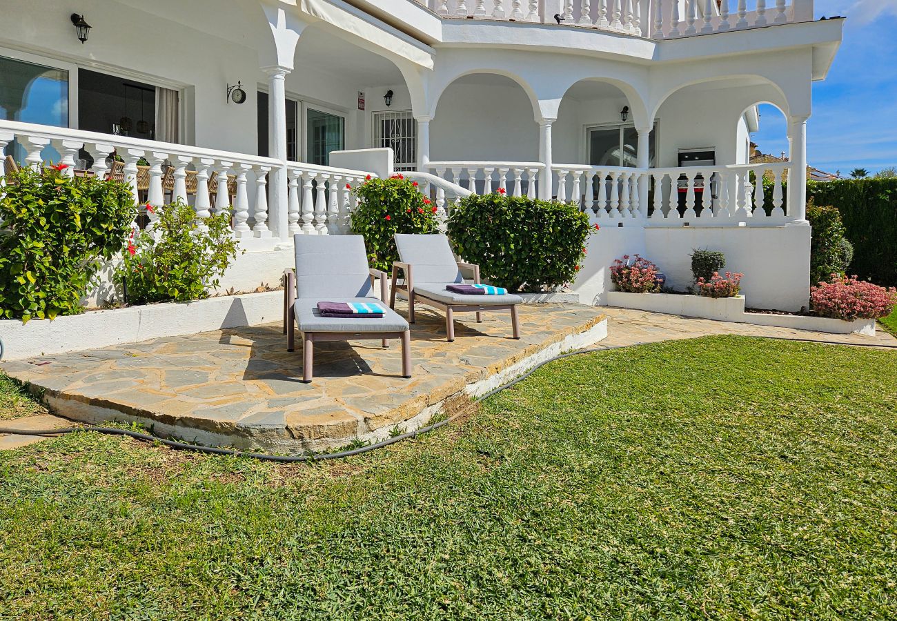 Villa in Mijas Costa - Villa with Private Pool in La Sierrezuela - Villa Las Mariposas