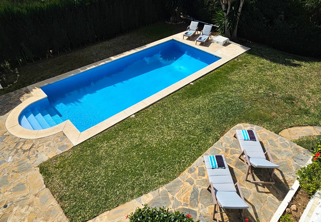 Villa in Mijas Costa - Villa with Private Pool in La Sierrezuela - Villa Las Mariposas