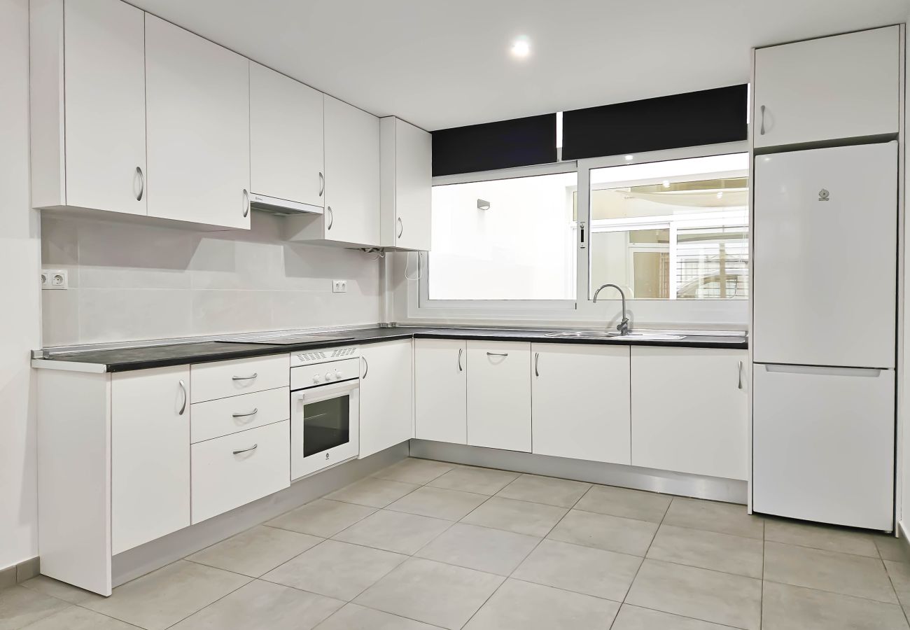 Apartment in Mijas Costa - Two bedroom unfurnished apartment in the centre of La Cala