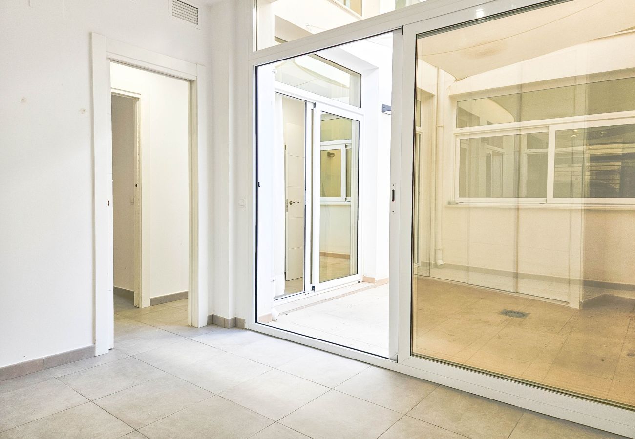 Apartment in Mijas Costa - Two bedroom unfurnished apartment in the centre of La Cala