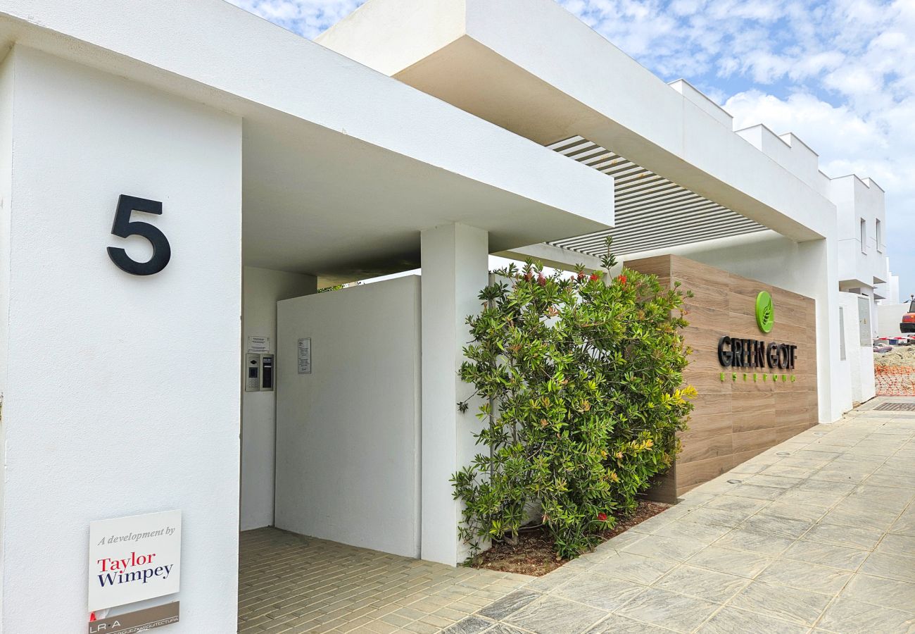 Terraced House in Estepona - Three bedroom townhouse, Green Golf Estepona