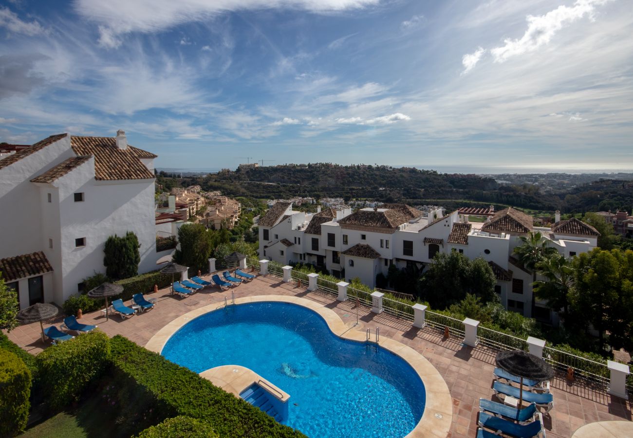 Apartment in Benahavís - 3 bedroom penthouse on the golf