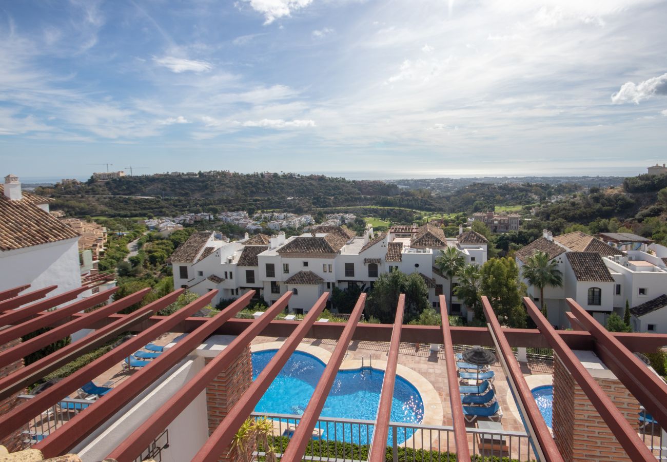 Apartment in Benahavís - 3 bedroom penthouse on the golf