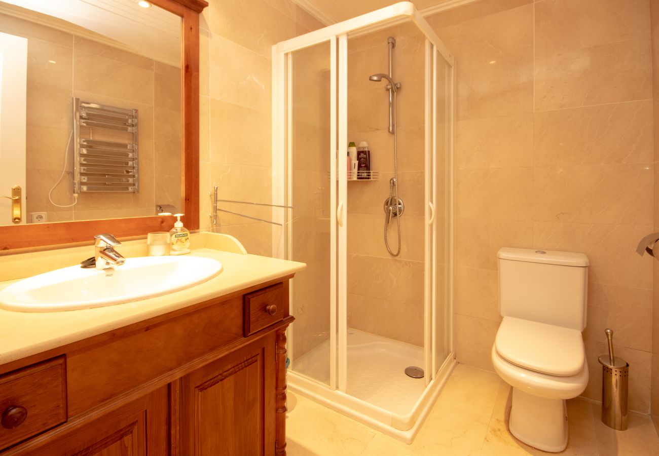 Apartment in Benahavís - 3 bedroom penthouse on the golf