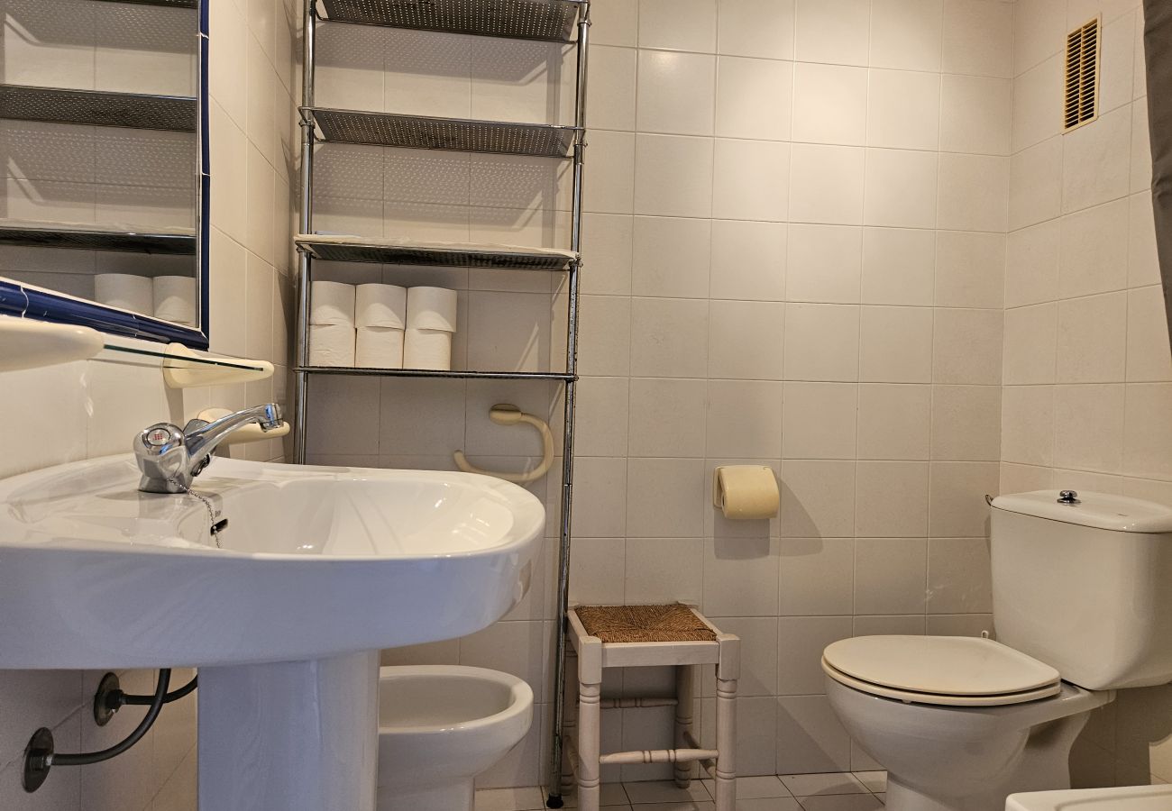 Apartment in Mijas Costa - Two bedroom apartment in Riviera long term rental