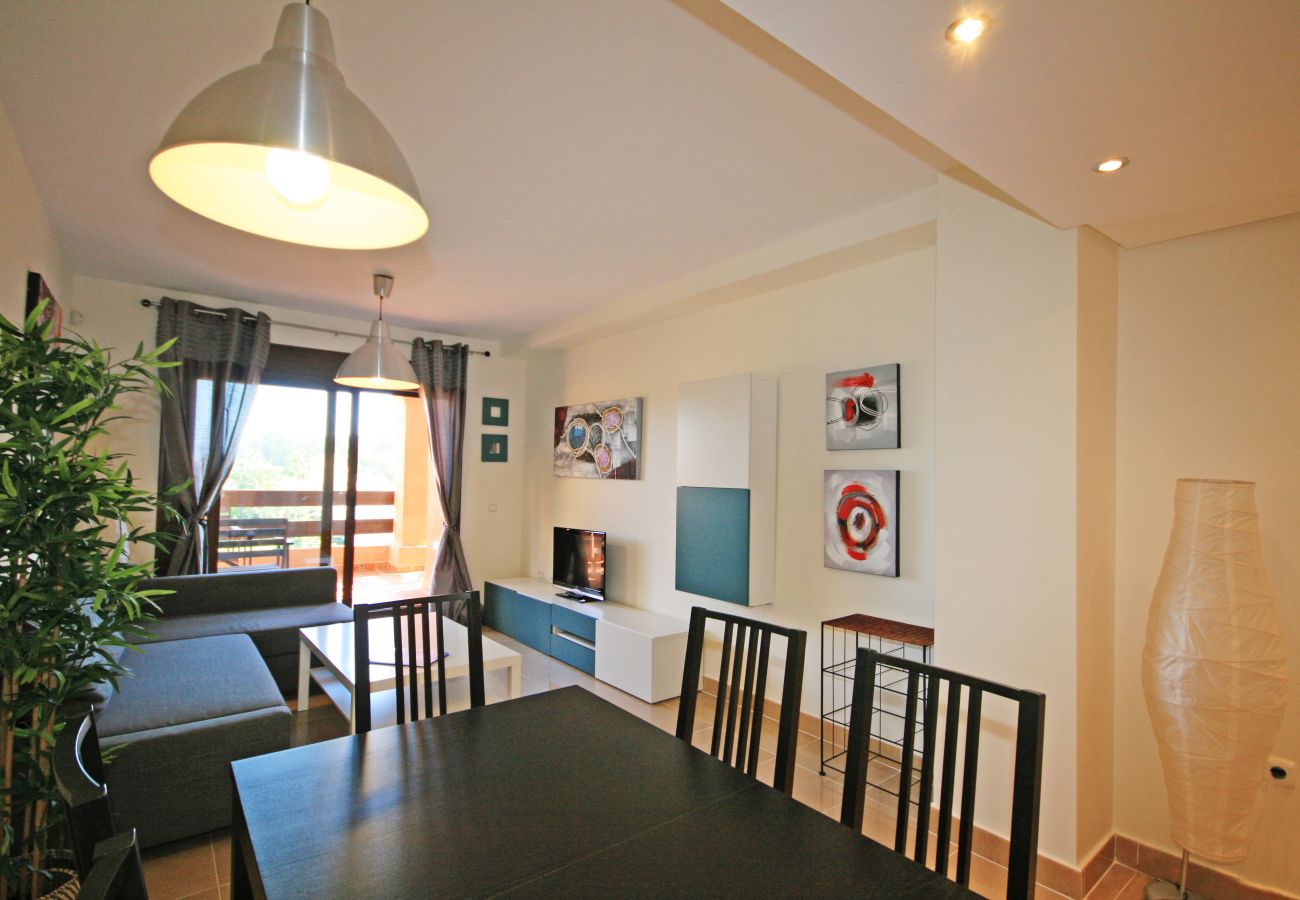 Apartment in Estepona - 2 Bed Beachfront Penthouse Apartment with private roof terrace and sea views, Playa del Angel