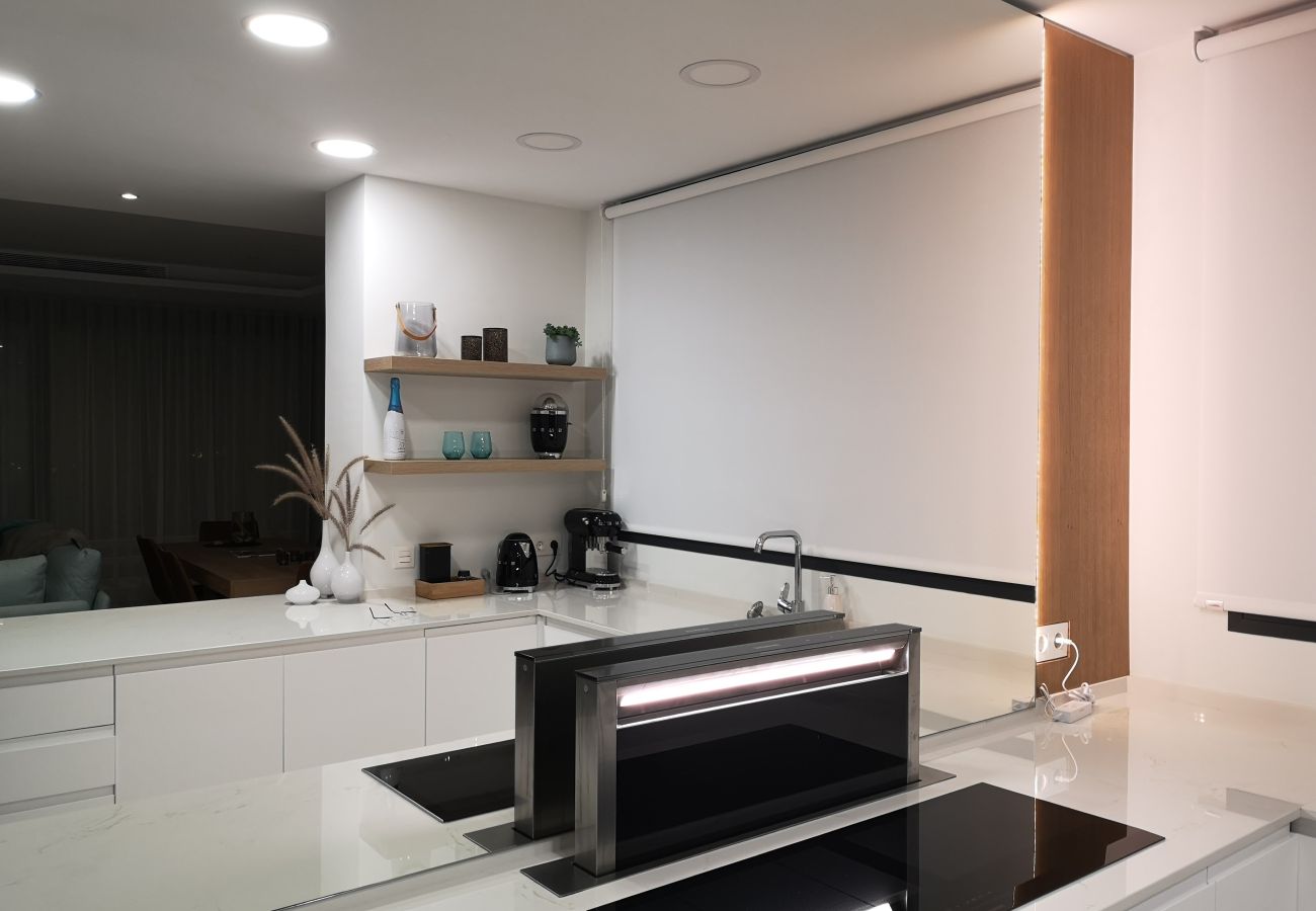 Villa in Estepona - Luxury 4 Bedroom Villa in Valle Romano, Estepona with private infinity pool and magnificent views