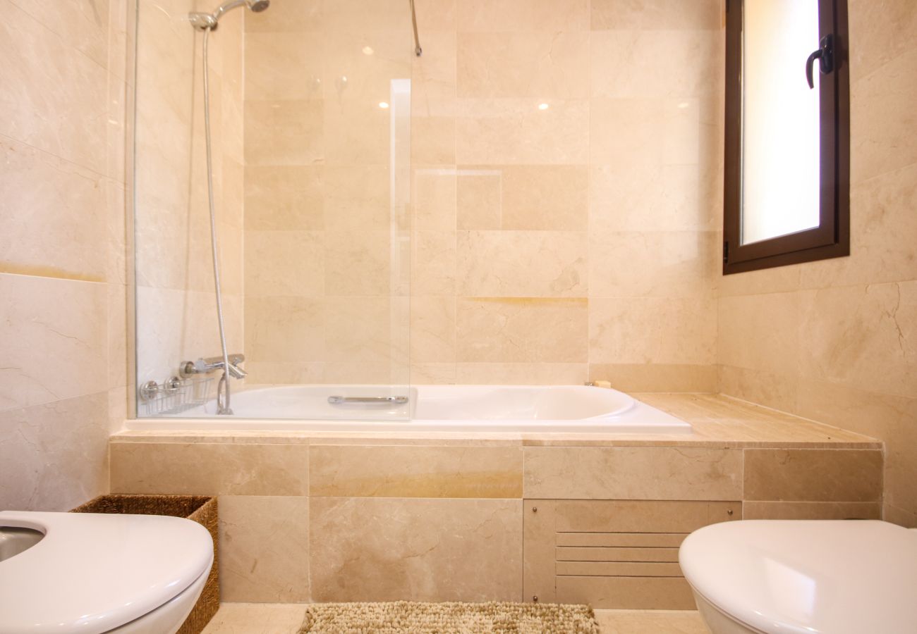 Apartment in Estepona - Three bedroom apartment in Doña Lucia Resort