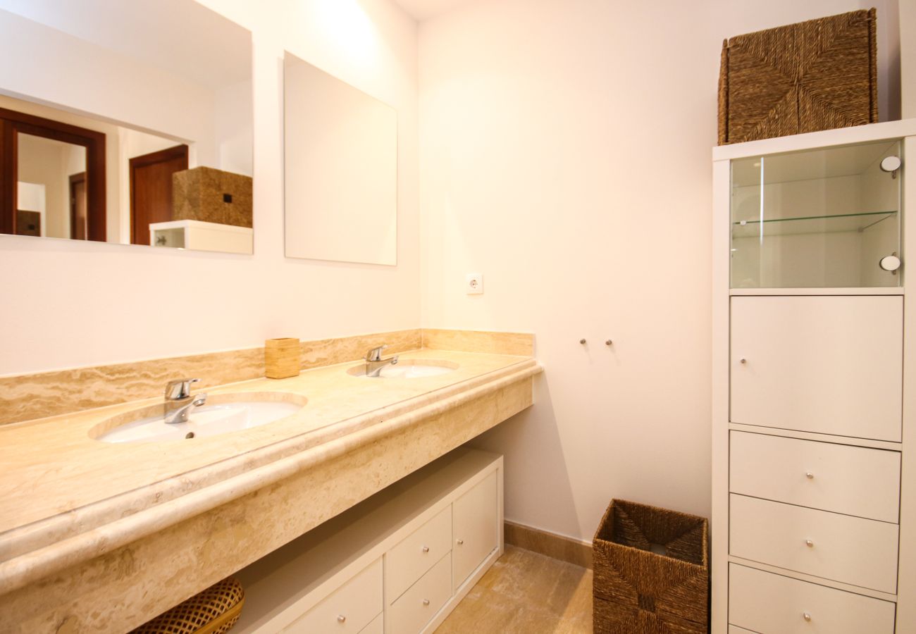 Apartment in Estepona - Three bedroom apartment in Doña Lucia Resort