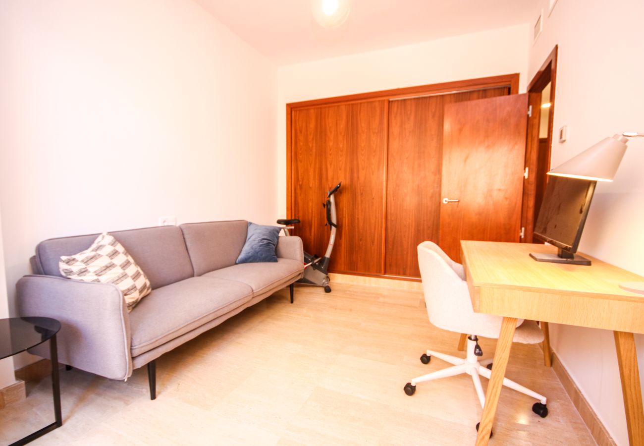 Apartment in Estepona - Three bedroom apartment in Doña Lucia Resort