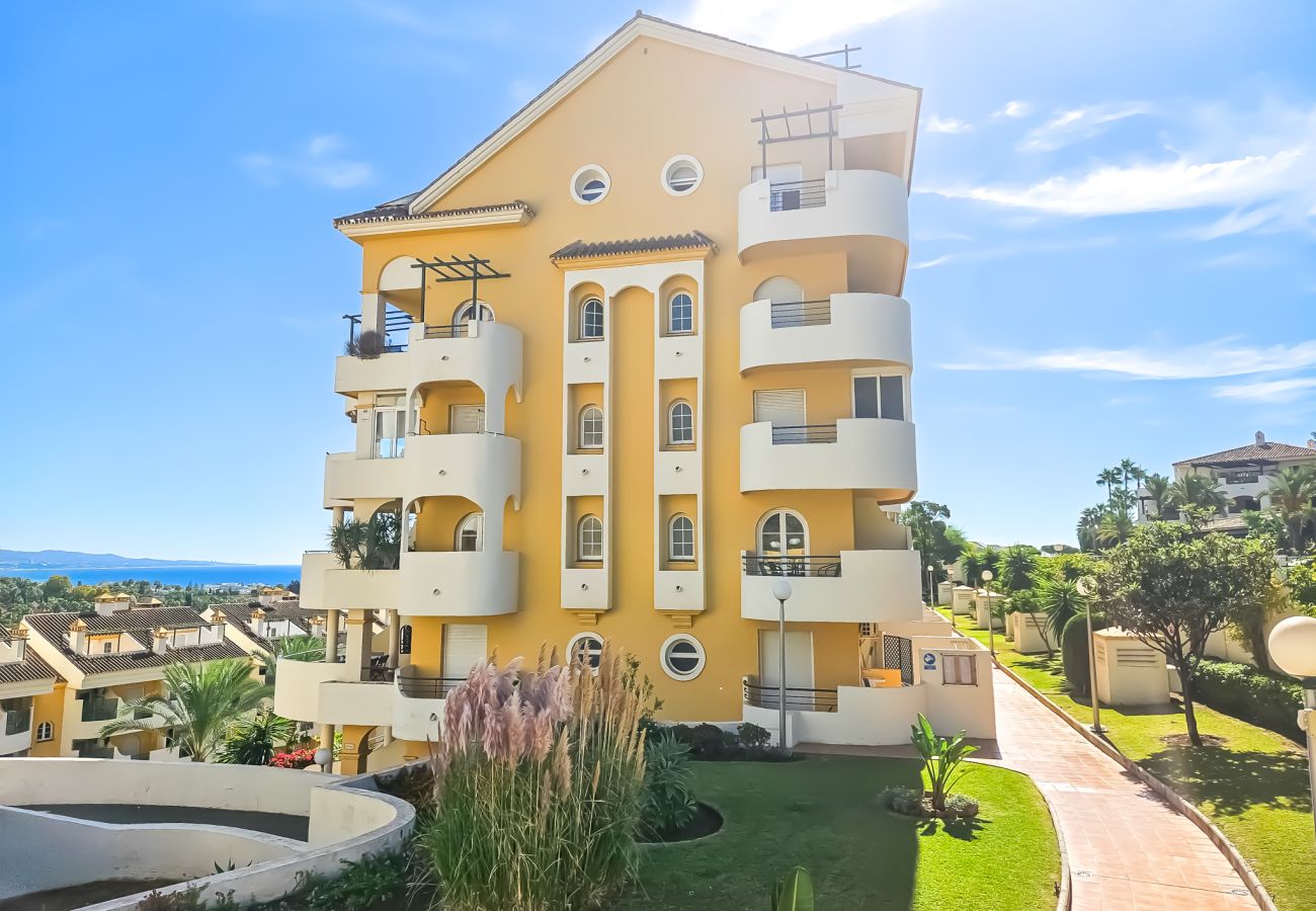 Apartment in Puerto Banus - Two bedroom apartment in Nueva Andalucia