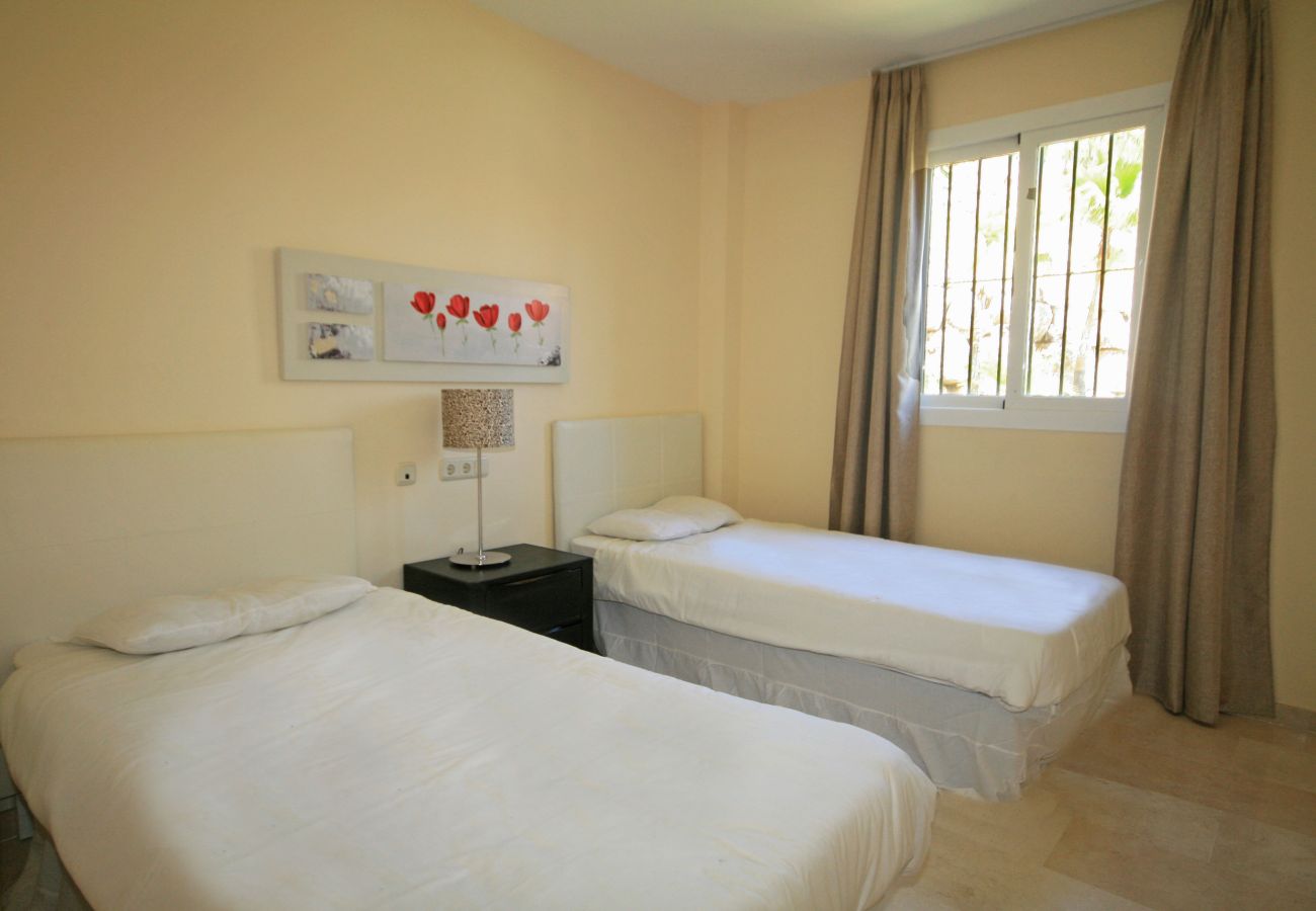 Apartment in Marbella - 3 bedroom apartment Los Lagos Elviria