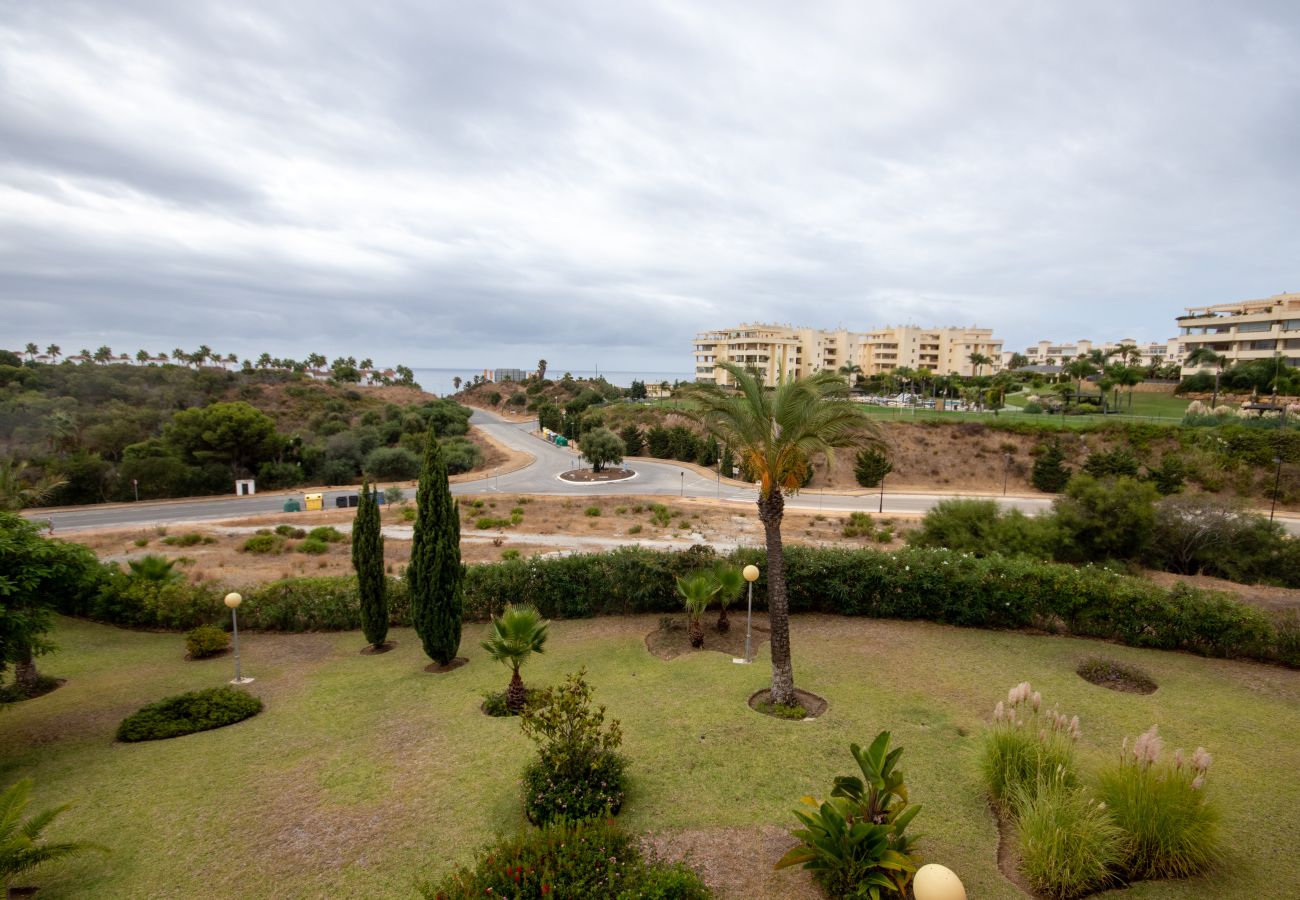Apartment in Mijas Costa - Spacious 2 bedroom apartment in El Faro