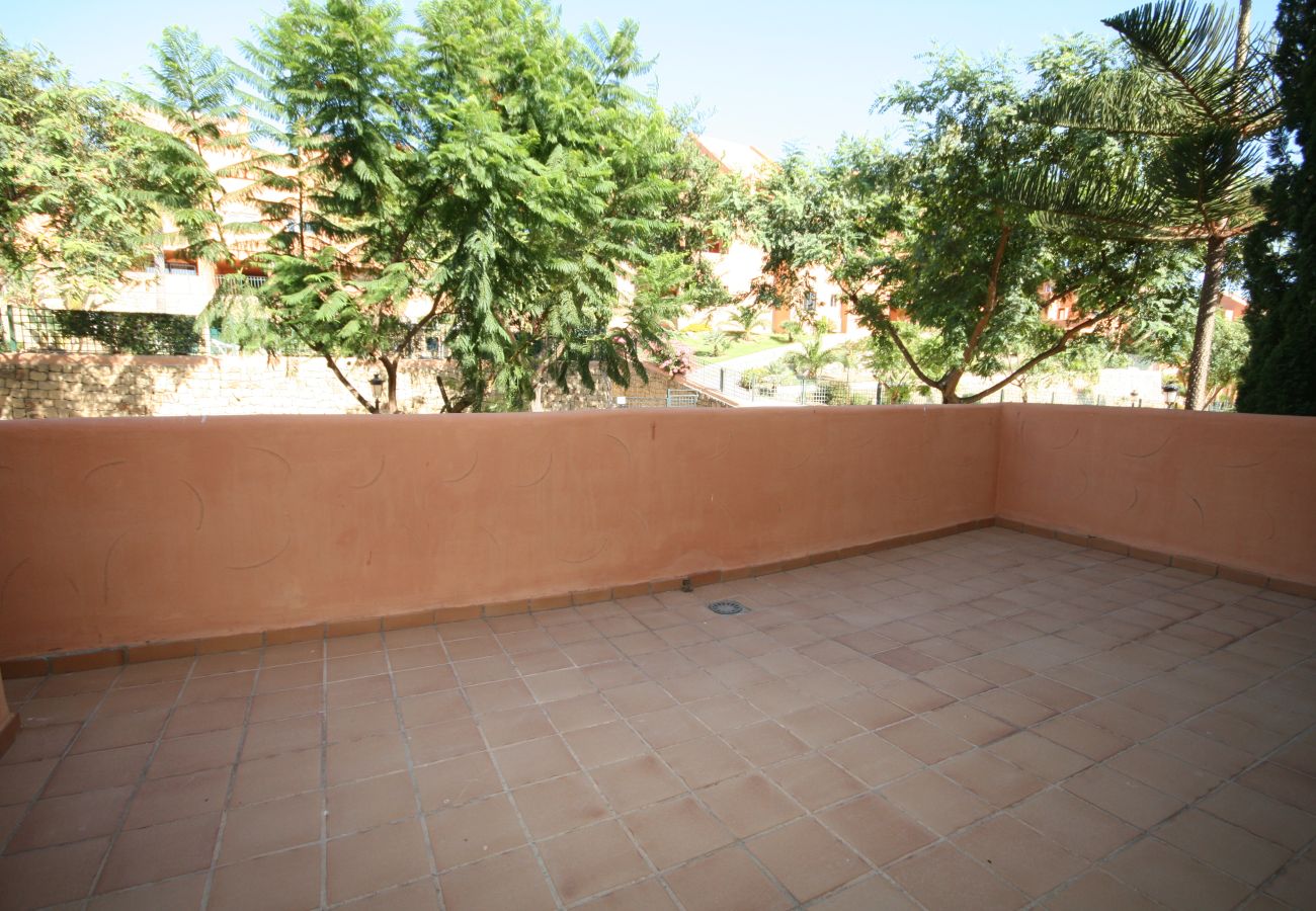 Apartment in Marbella - 2 bedroom rental apartment Los Lagos Elviria Marbella