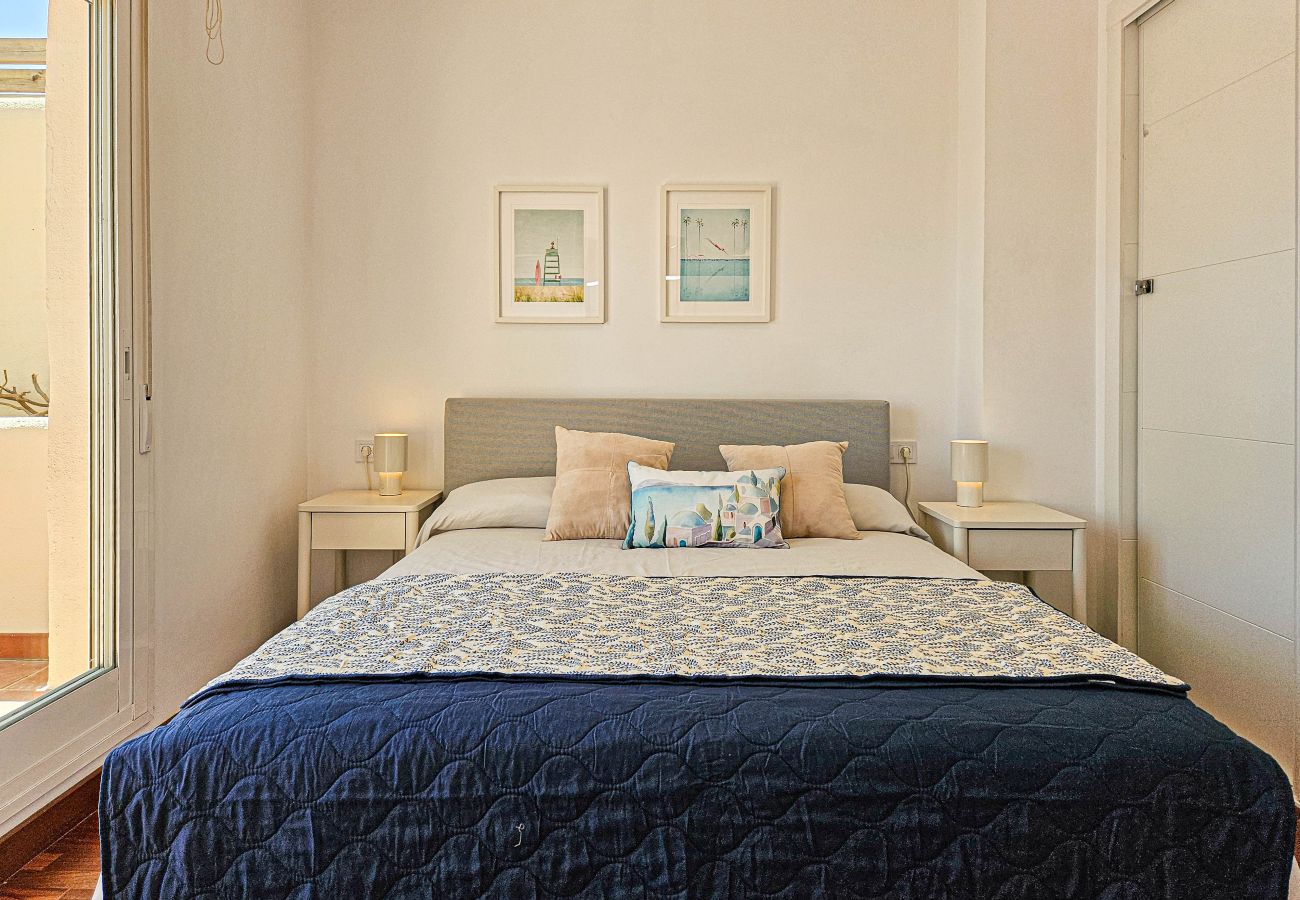 Terraced House in Mijas Costa - 2 bedroom townhouse with roof terrace