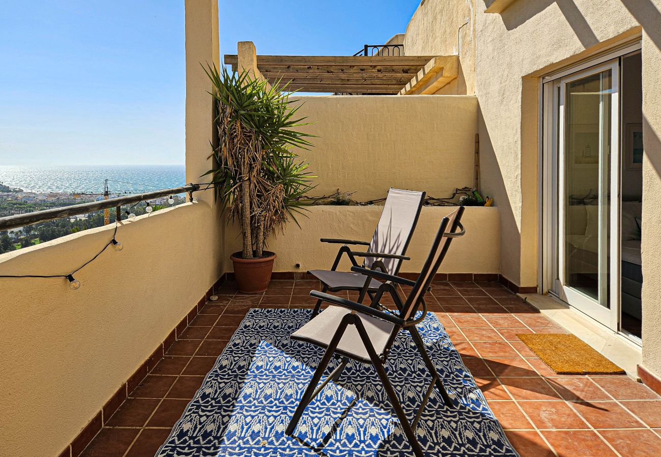 Terraced House in Mijas Costa - 2 bedroom townhouse with roof terrace