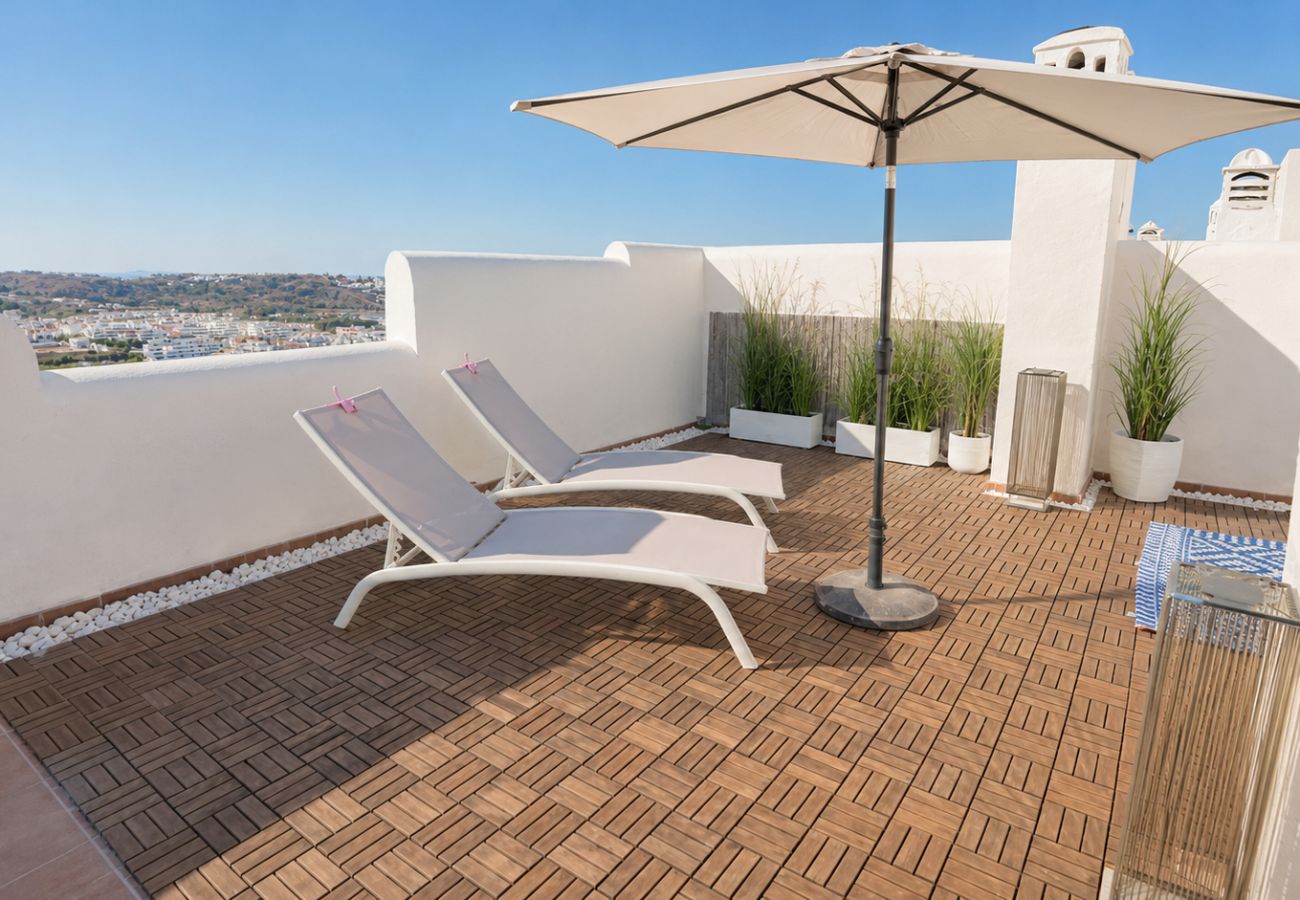 Terraced House in Mijas Costa - 2 bedroom townhouse with roof terrace
