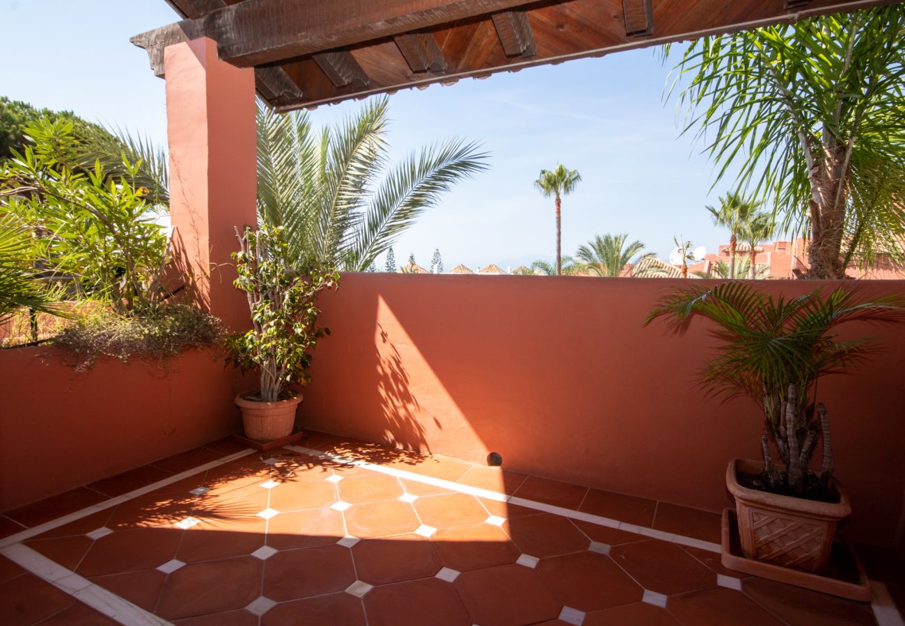 Apartment in Marbella - 3 Bedroom Penthouse Apartment in Elviria, close to sea