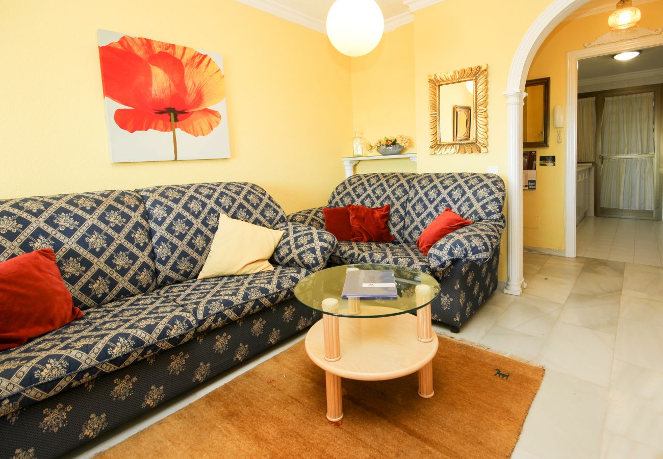 Apartment in Mijas Costa - Two Bedroom Ground Floor Apartment in Riviera del Sol