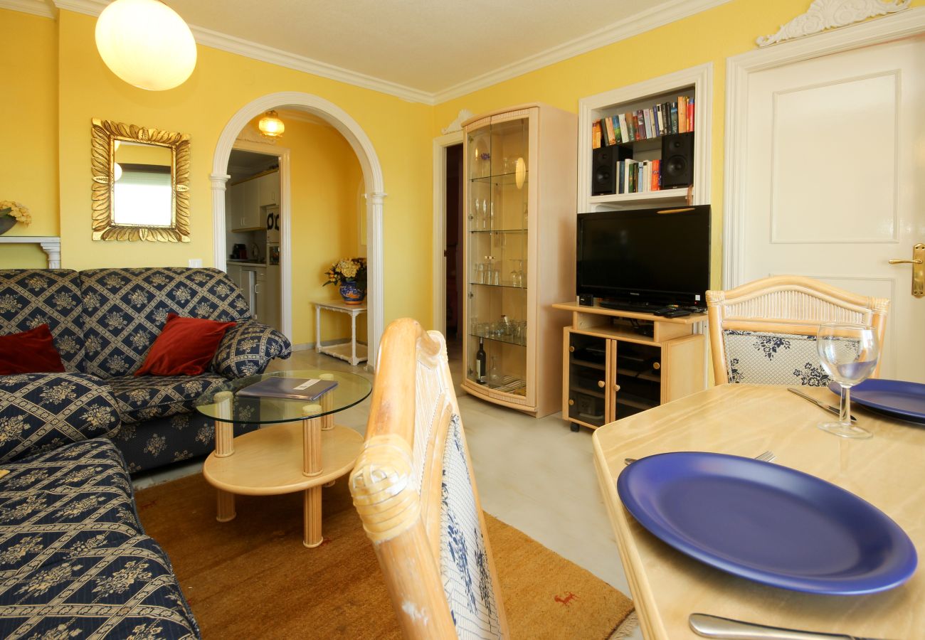 Apartment in Mijas Costa - Two Bedroom Ground Floor Apartment in Riviera del Sol