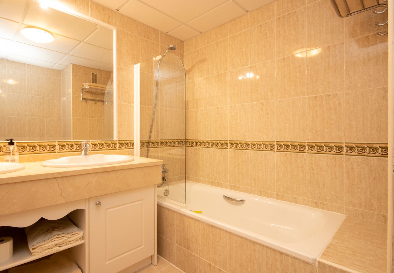 Apartment in Alhaurín el Grande - 3 Bedroom Penthouse Apartment in Alhaurin Golf