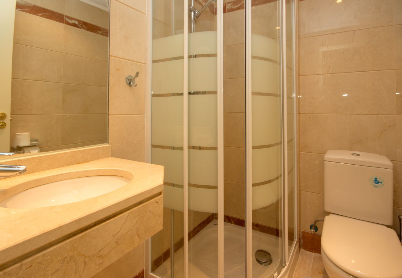 Apartment in Mijas Costa - 2 Bedroom Apartment in Calanova Grand Golf La Cala de Mijas