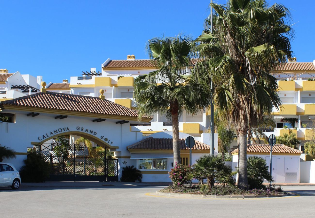 Apartment in Mijas Costa - 2 Bedroom Apartment in Calanova Grand Golf La Cala de Mijas