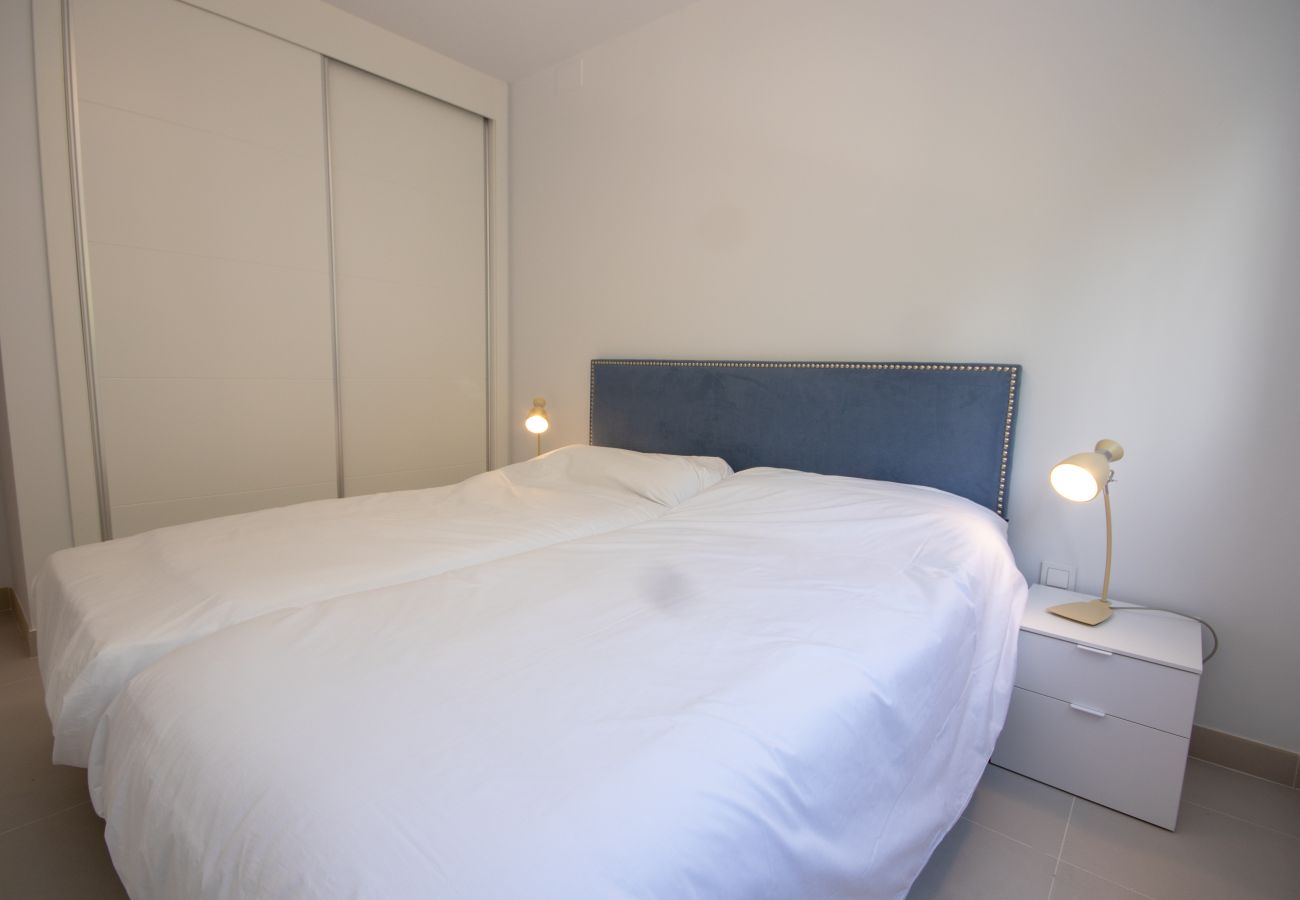 Apartment in Estepona - 3 Bedroom 1st Floor Apartment Cancelada Estepona