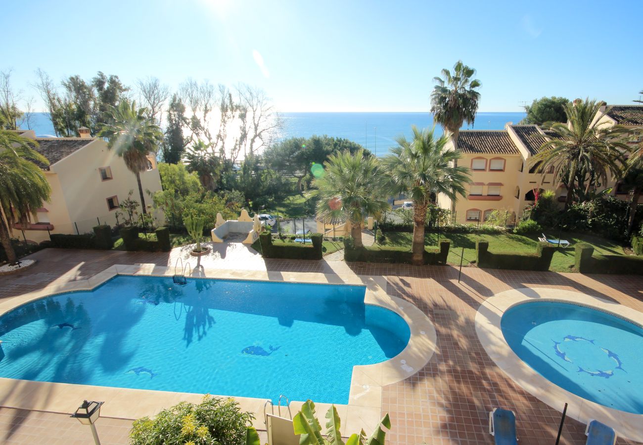 Apartment in Mijas Costa - Two bedroom apartment Torrenueva in a popular complex just a short walk from the beach