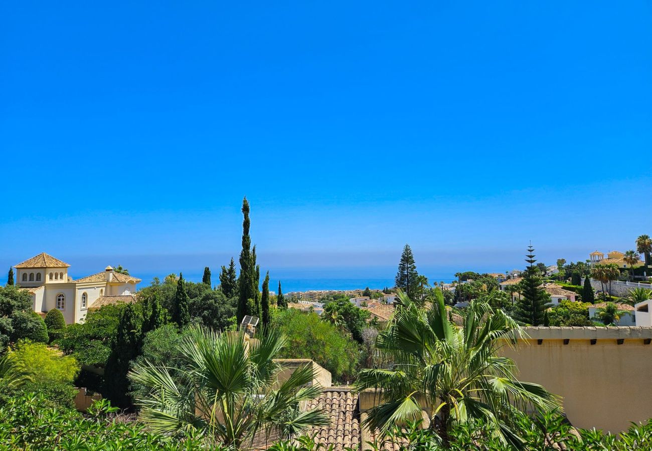 Villa in Mijas Costa - Three bedroom villa in Calahonda