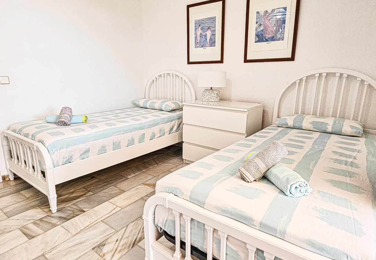 Villa in Mijas Costa - Three bedroom villa in Calahonda