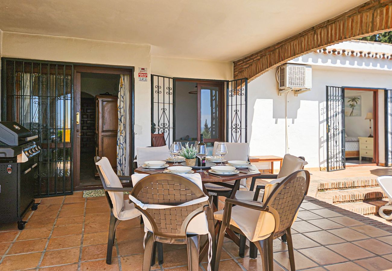 Villa in Mijas Costa - Three bedroom villa in Calahonda