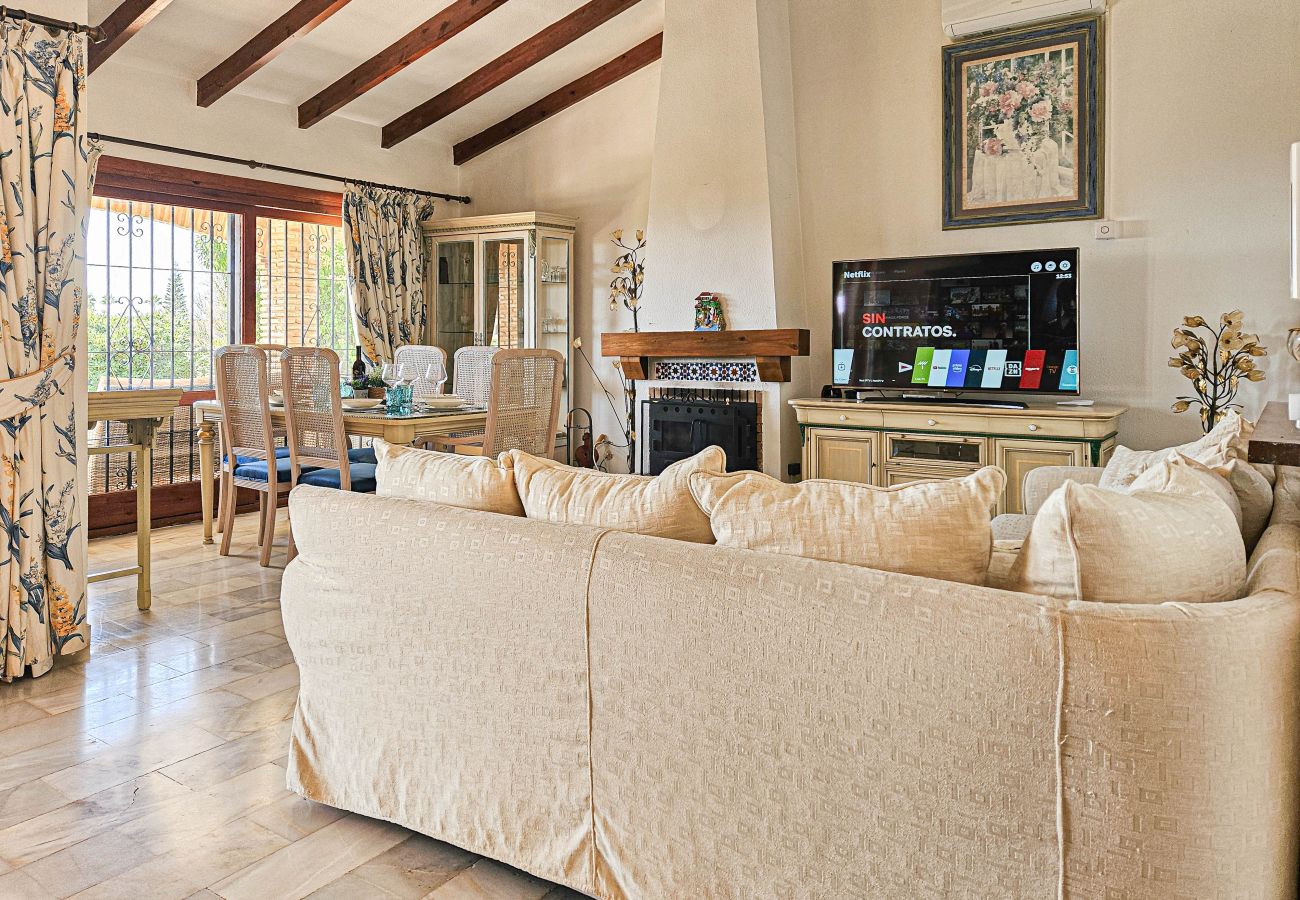 Villa in Mijas Costa - Three bedroom villa in Calahonda