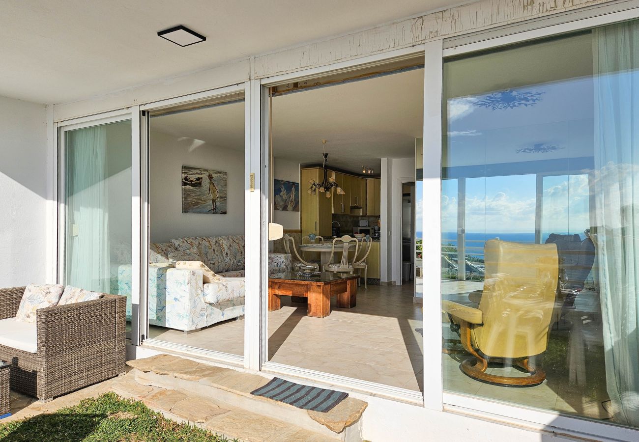 Apartment in Mijas Costa - 2 bedroom garden apartment in Riviera