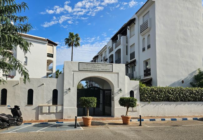 Apartment in Puerto Banus - Two bedroom apartment in Puerto Banus Apartment in Puerto Banus - Two bedroom apartment in Puerto Banus
