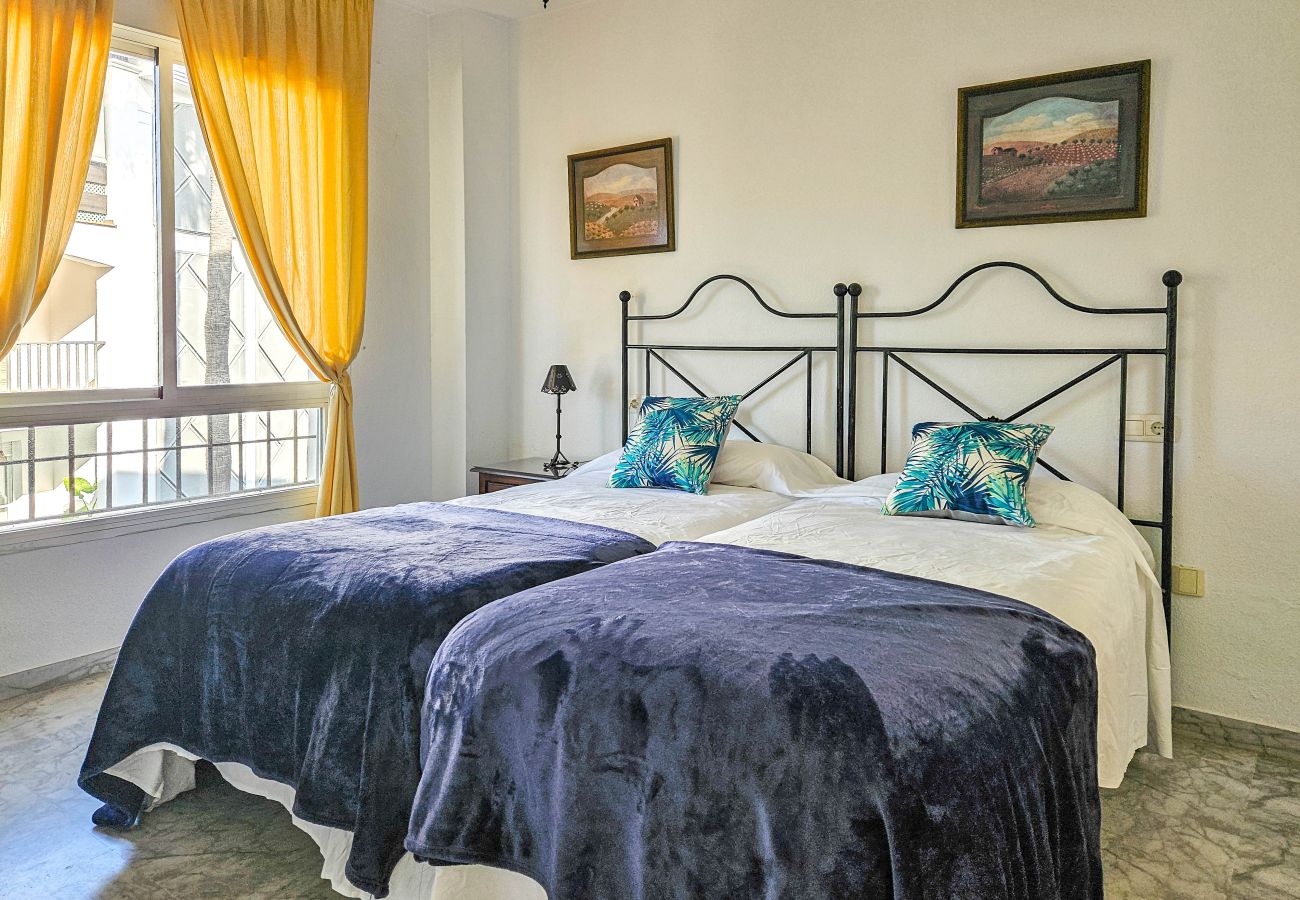 Apartment in Puerto Banus - Two bedroom apartment in Puerto Banus