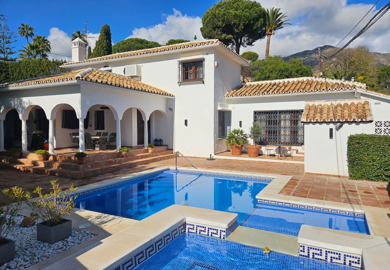 Villa in Mijas Costa - Four bedroom villa with private pool