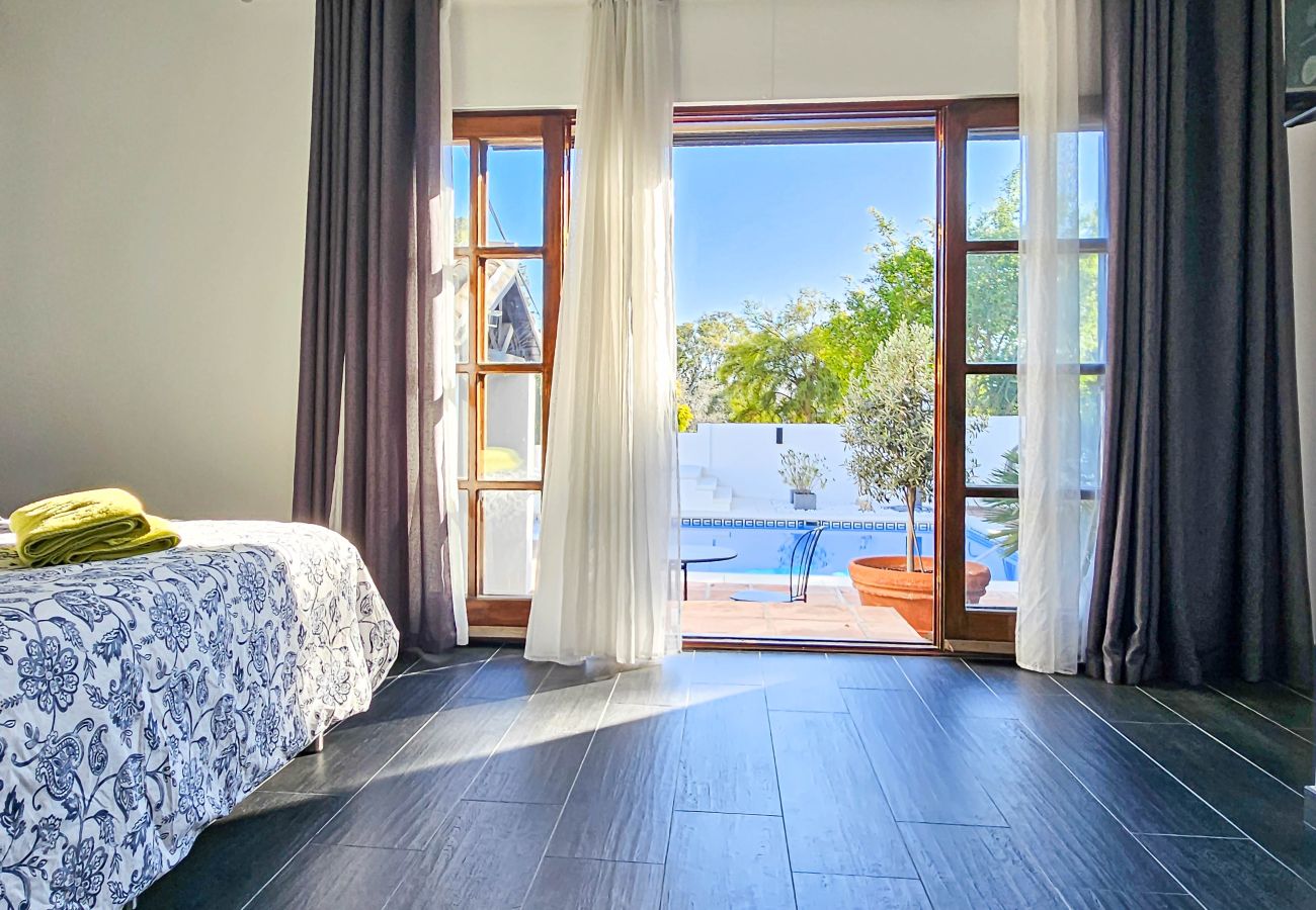 Villa in Mijas Costa - Four bedroom villa with private pool