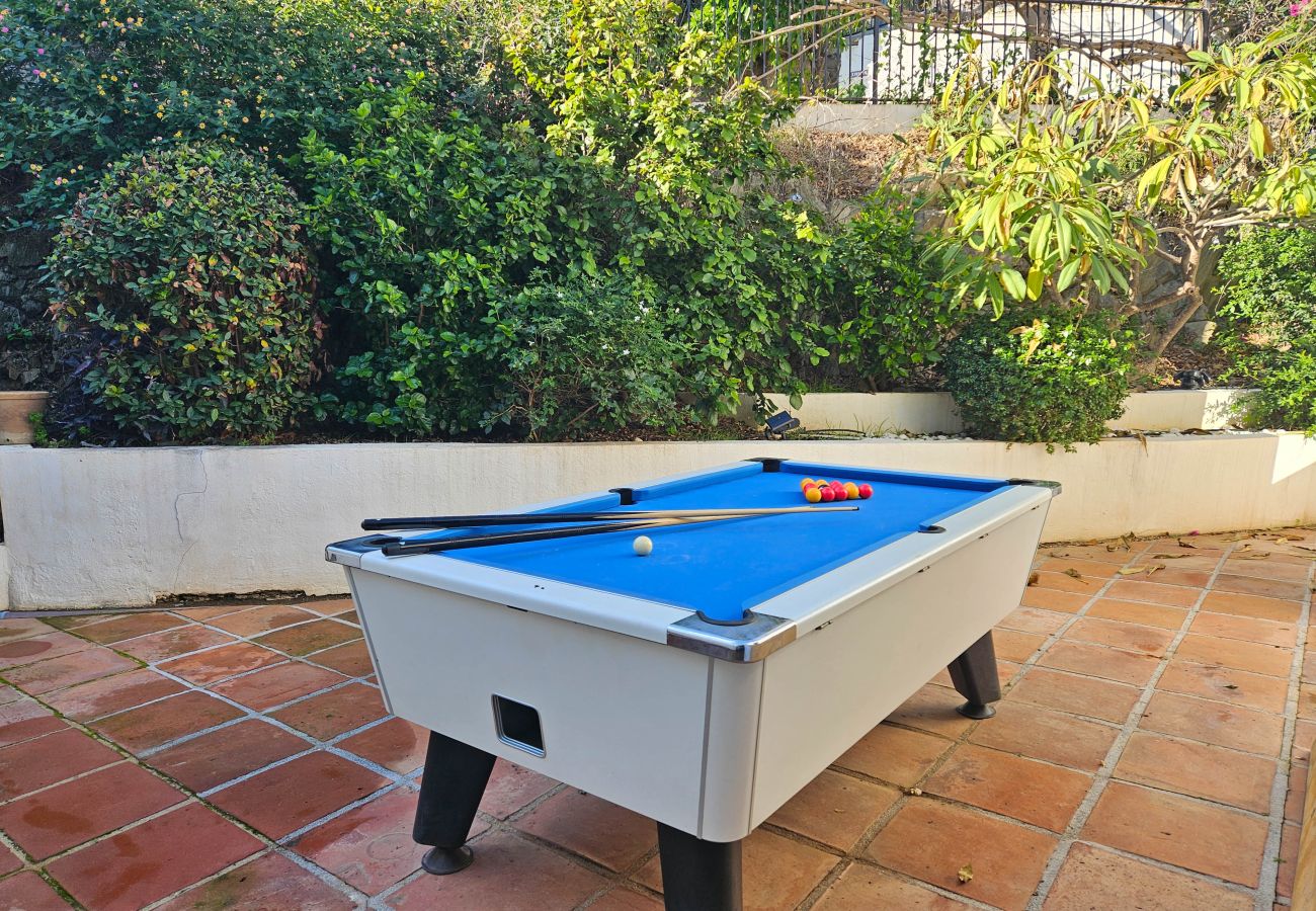 Villa in Mijas Costa - Four bedroom villa with private pool