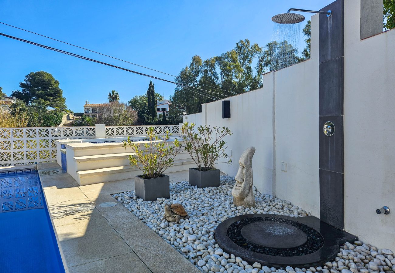 Villa in Mijas Costa - Four bedroom villa with private pool