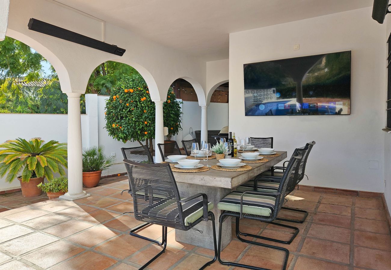 Villa in Mijas Costa - Four bedroom villa with private pool