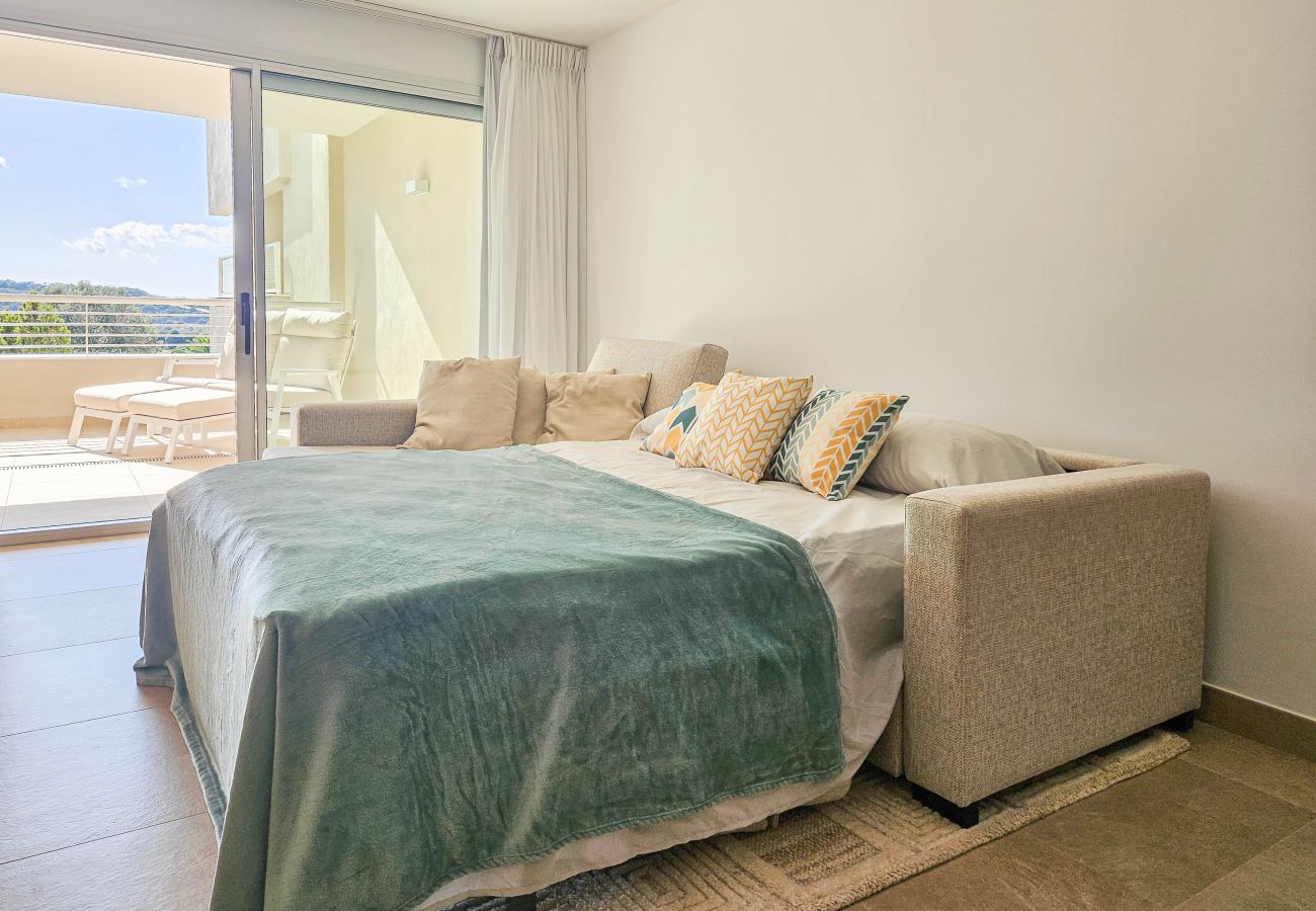 Apartment in Estepona - Two bedroom apartment in Sunny Golf, Estepona