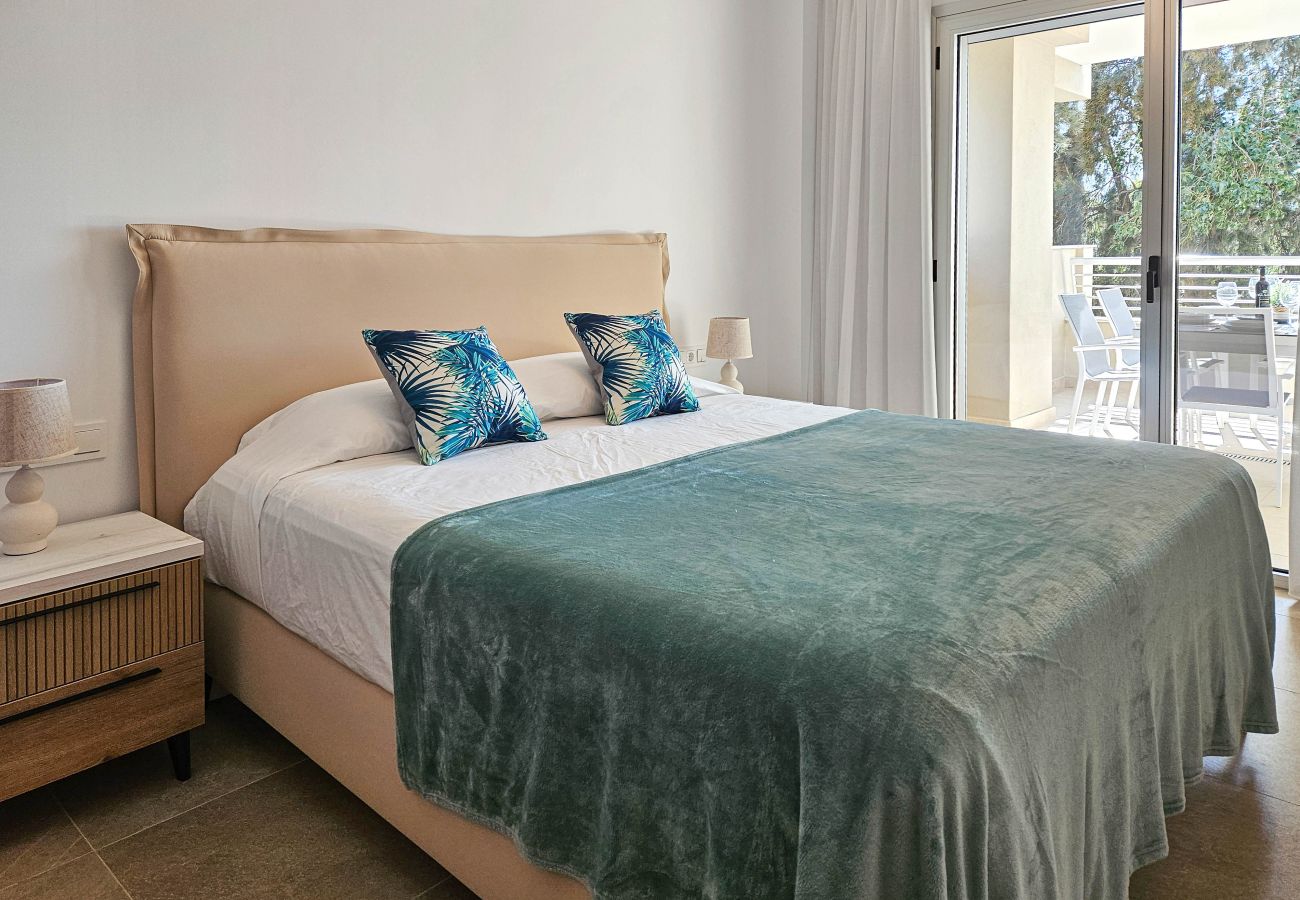 Apartment in Estepona - Two bedroom apartment in Sunny Golf, Estepona
