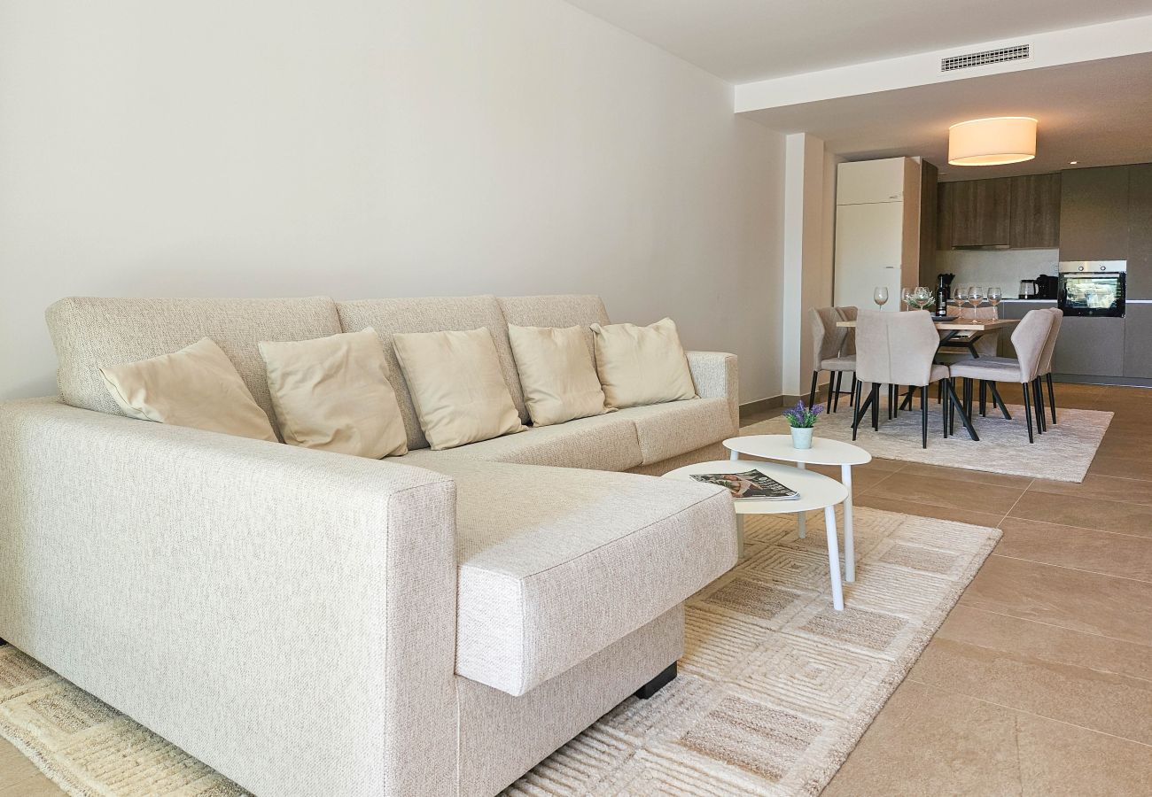 Apartment in Estepona - Two bedroom apartment in Sunny Golf, Estepona
