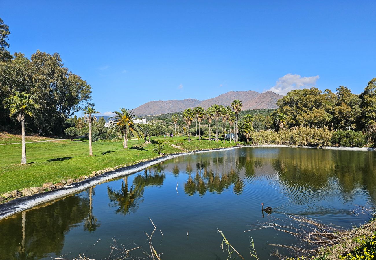 Apartment in Estepona - Two bedroom apartment in Sunny Golf, Estepona
