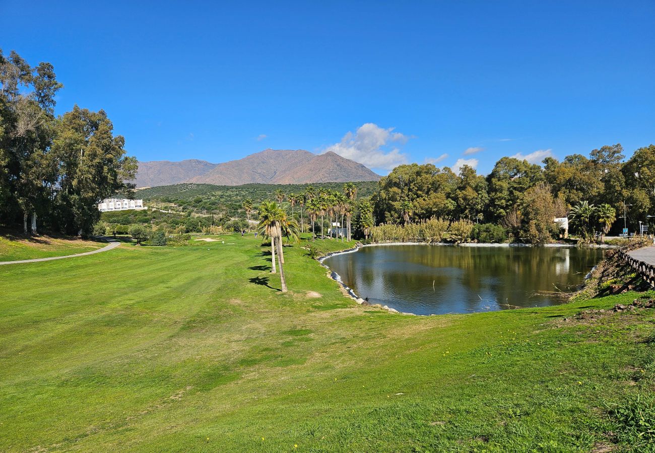 Apartment in Estepona - Two bedroom apartment in Sunny Golf, Estepona