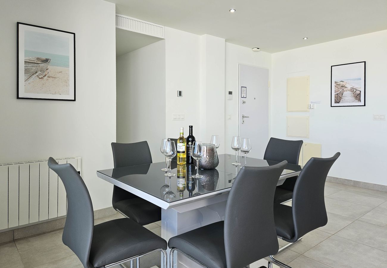 Apartment in La Cala de Mijas - 2nd floor Large Terrace & Pool views Casa Banderas