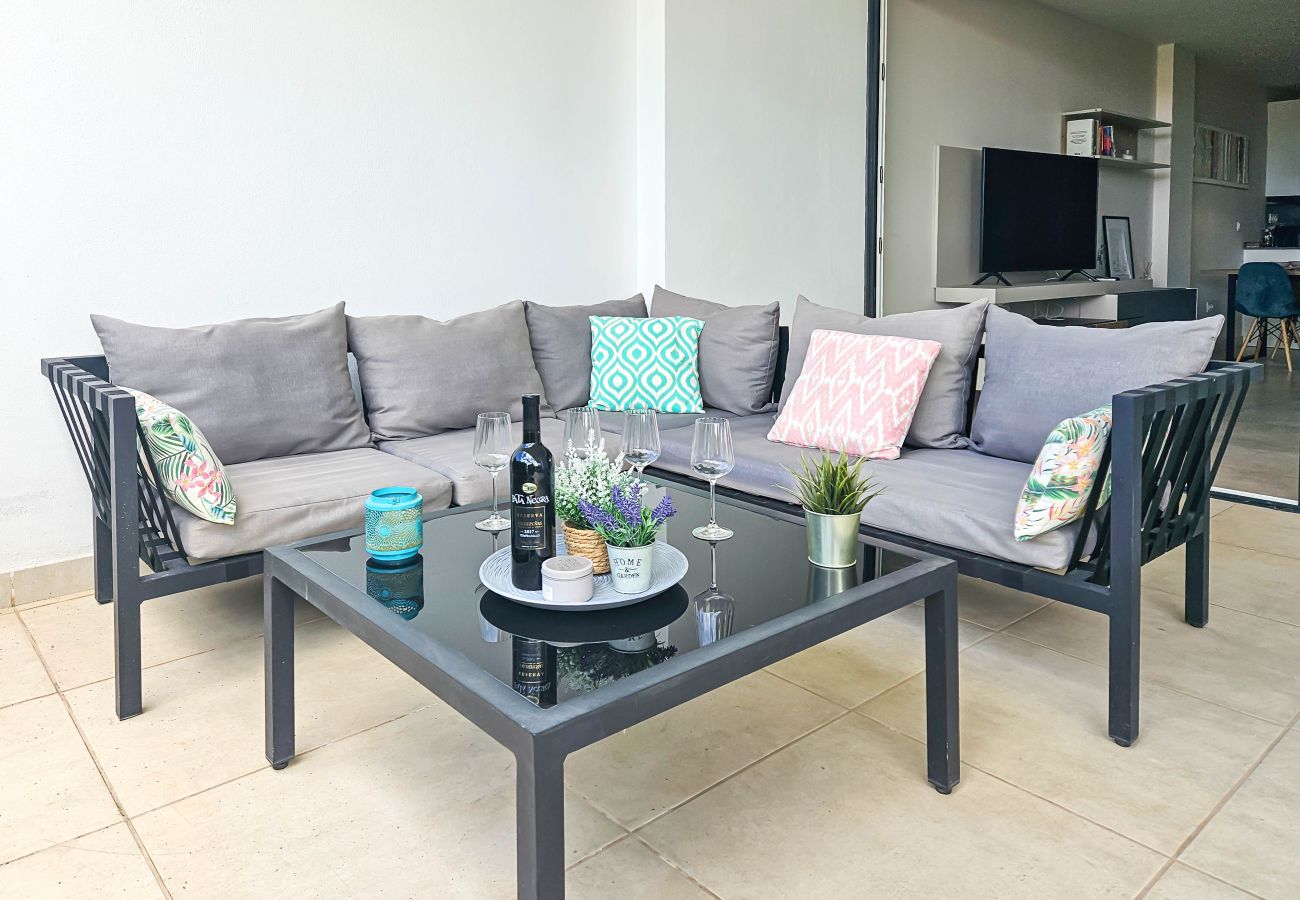 Apartment in La Cala de Mijas - Two bedroom pool front apartment