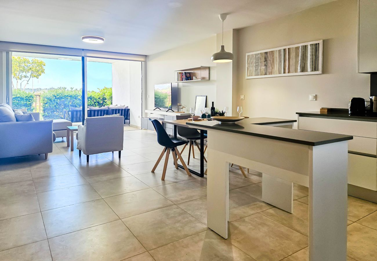Apartment in La Cala de Mijas - Two bedroom pool front apartment
