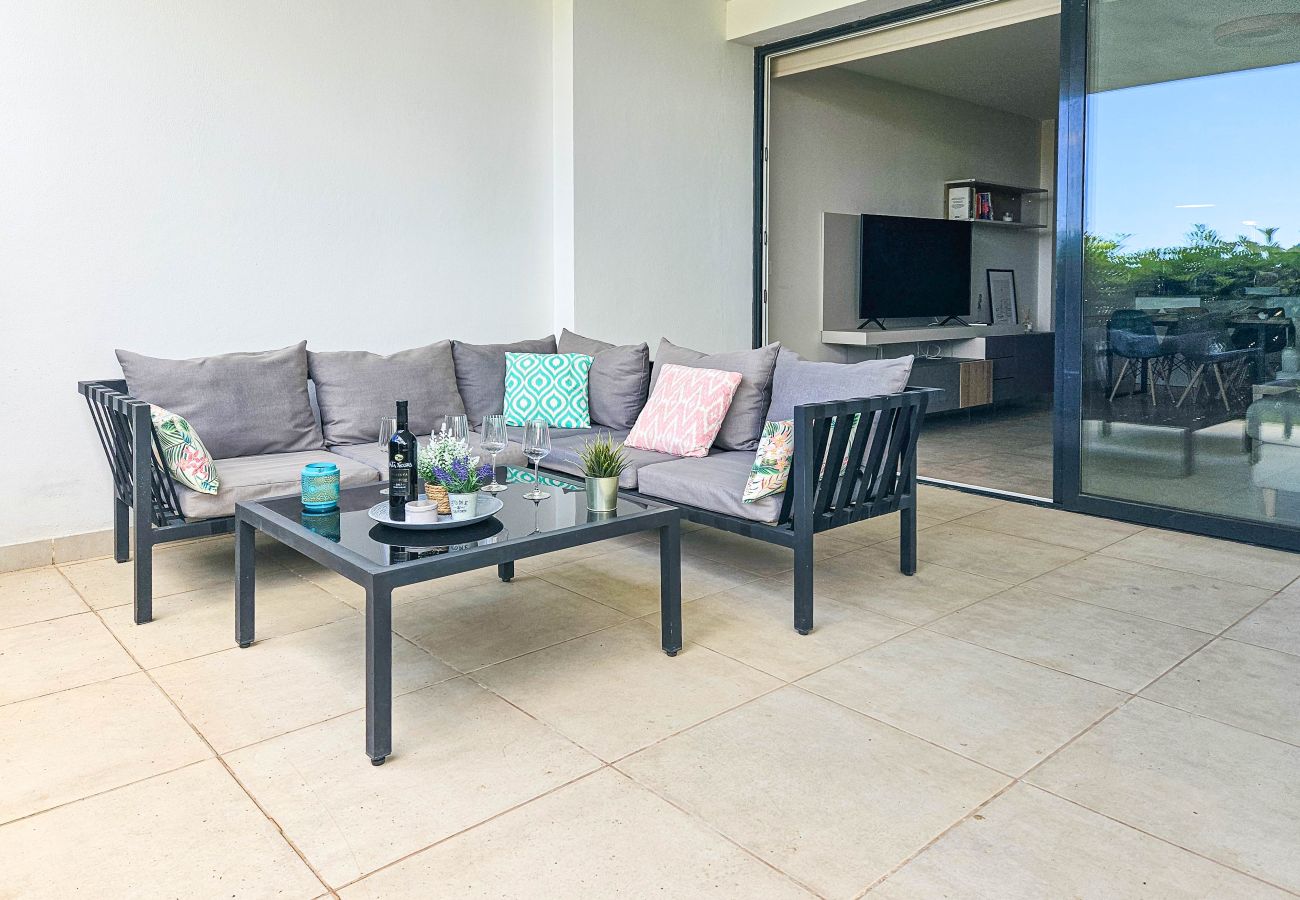 Apartment in La Cala de Mijas - Two bedroom pool front apartment